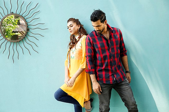 তীব্র গরমের কথা চিন্তা করে সারা এবারের ঈদ আয়োজনে প্রাধান্য দিয়েছে সুতি কাপড়ের পাশাপাশি কিছু বৈচিত্র্যময় কাপড়ে। ছবি: সংগৃহীত