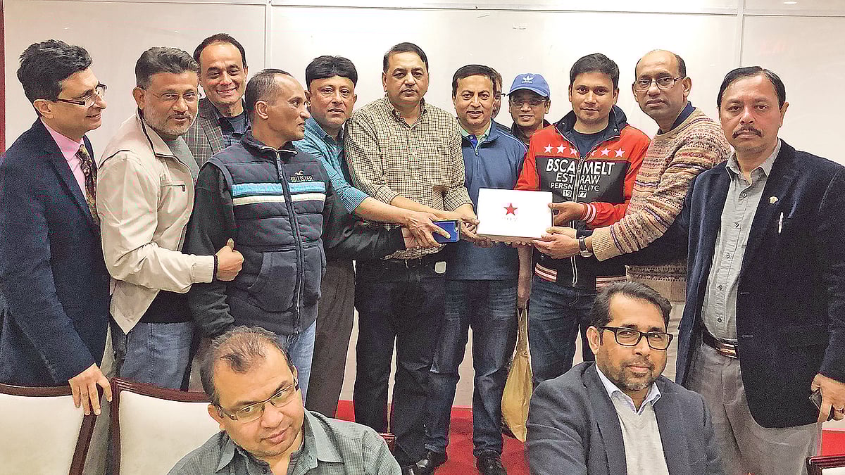 মতবিনিময় সভায় সিলেটের এএসপি ও সিআইডির অতিরিক্ত এসপি