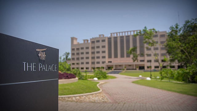 হবিগঞ্জের বাহুবলে অবস্থিত পাঁচ তারকা মানের বিলাসবহুল হোটেল দ্য প্যালেস রমজান উপলক্ষে দিচ্ছে ভালো ছাড়। ছবি: ফেসবুক পেজ থেকে