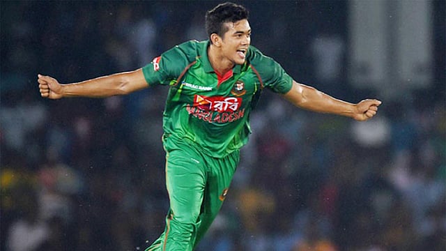 আয়ারল্যান্ড সিরিজ শেষেই দেশে ফিরবেন তাসকিন? ফাইল ছবি