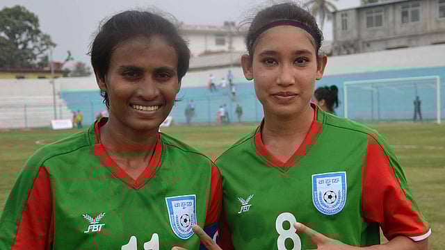 বিজেএমসি থেকে চাকরি হারানোর শঙ্কায় পেয়ে বসেছে সাবিনা, মৌসুমিদের। ফাইল ছবি