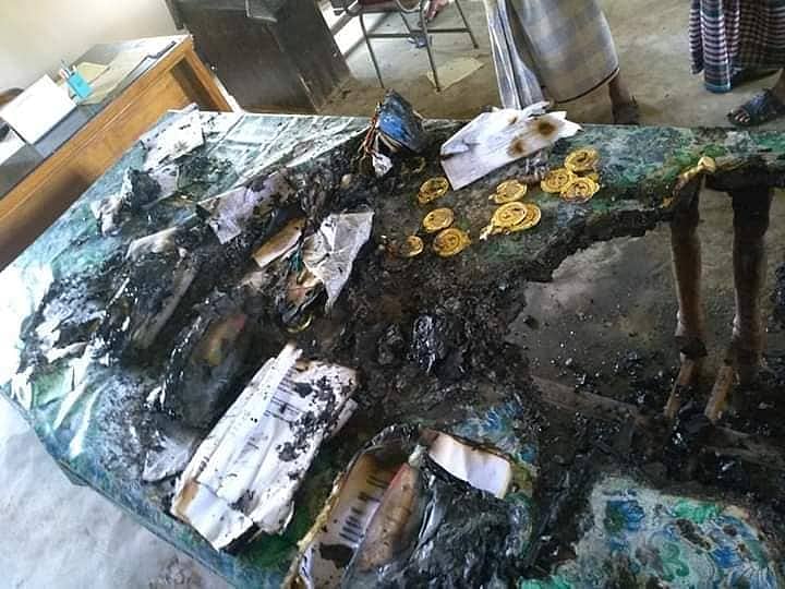 দুর্বৃত্তের আগুনে পুড়েছে কলসিন্দুর উচ্চ মাধ্যমিক স্কুল অ্যান্ড কলেজের নারী ফুটবলারদের অর্জিত মেডেল ও সনদপত্র। ছবি ফেসবুক থেকে নেওয়া