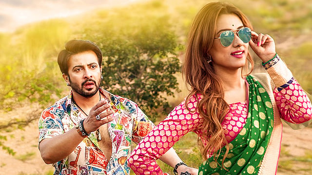 ‘নোলক’ ছবিতে শাকিব খান ও ববির লুক