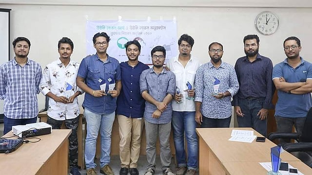 উইকি লাভস আর্থ ২০১৮ ও উইকি লাভস মনুমেন্টস ২০১৯ প্রতিযোগিতার বিজয়ীরা। ঢাকা, ১৮ মে। ছবি: সংগৃহীত