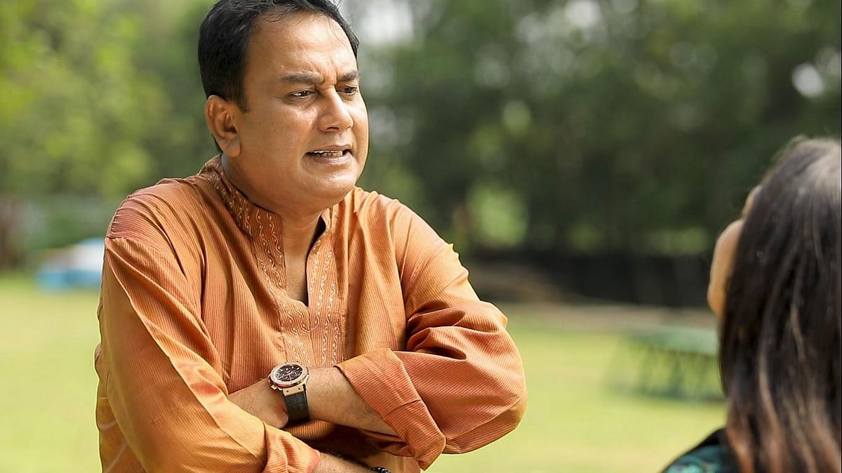 ‘নকল হইতে সাবধান’ নাটকের দৃশ্যে জাহিদ হাসান। নাগরিক টিভিতে ঈদের দিন থেকে সাত দিন রাত ১০টা ২০ মিনিটে প্রচারিত হবে ধারাবাহিকটি