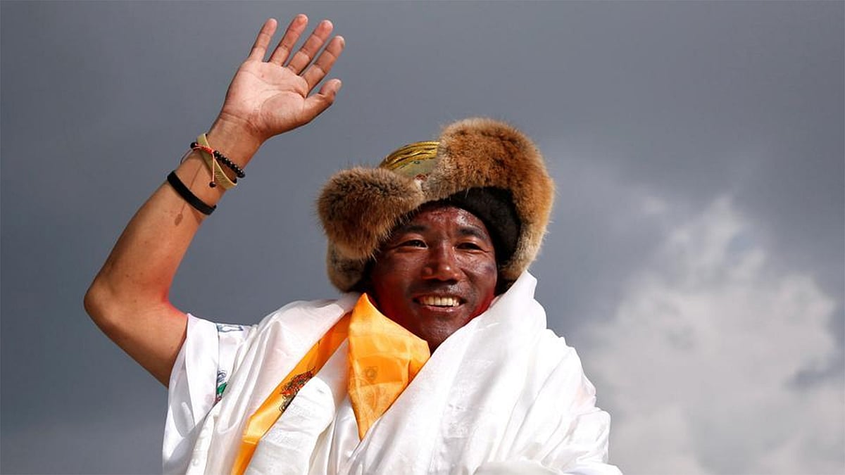 নেপালের পর্বত আরোহীদের গাইড কামি রিতা শেরপা। ছবি: রয়টার্স