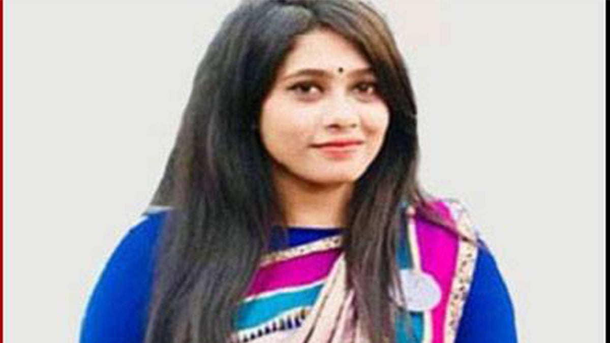 ছাত্রলীগের বহিষ্কৃত নেত্রী জারিন দিয়া।