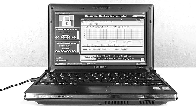 নিলামে স্যামসাংয়ের তৈরি ১১ বছরের পুরোনো এই কম্পিউটারটির দাম উঠেছে ১২ লাখ ডলার