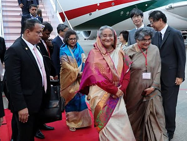 প্রধানমন্ত্রী শেখ হাসিনা ১২ দিনের ত্রিদেশীয় সফরে মঙ্গলবার বিকেলে জাপান পৌঁছেছেন। ছবি: বাসস
