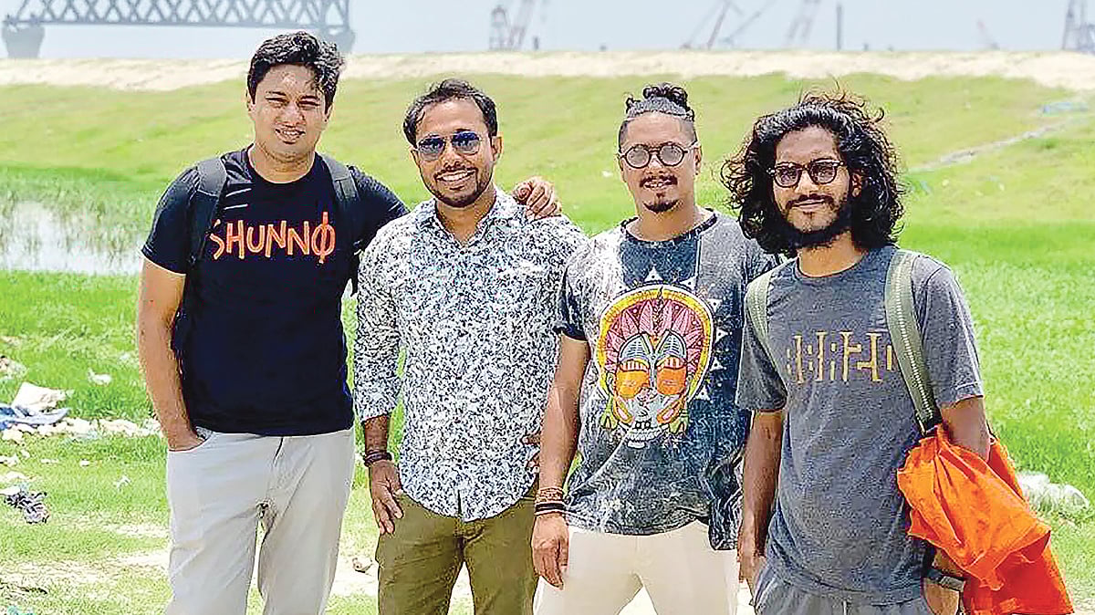 শূন্য ব্যান্ড তৈরি করেছে ‘চলবে লড়াই’ গানটি