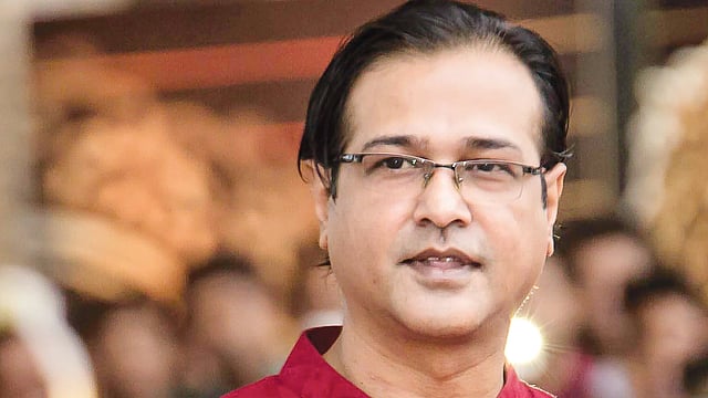 আসিফ আকবর