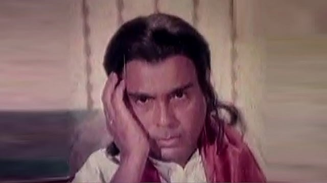 মঞ্চে দিয়ে শুরু করলেও হ‌ুমায়ূন ফরীদি মঞ্চের চেয়েও তুমুল জনপ্রিয়তা পেয়েছিলেন চলচ্চিত্রে