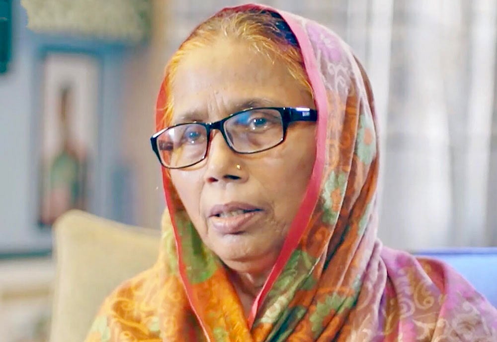 রুবেল হোসেনের মা মিনারা বেগম ।   ছবি: সংগৃহীত