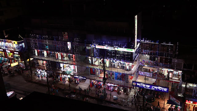 প্রতিবছর সাজানো হয় আলোকসজ্জা