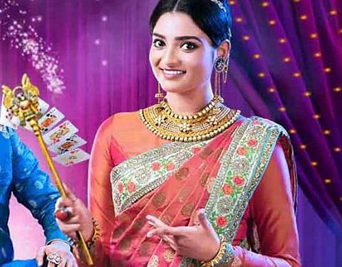 শ্রেয়সী রায় মূল চরিত্রে অভিনয় করেছেন