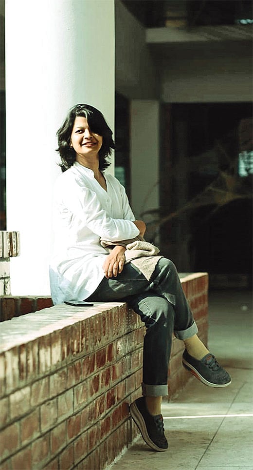 রুয়েটের ক্যাম্পাস আপন করে নিয়েছে ইত্তিলাকে