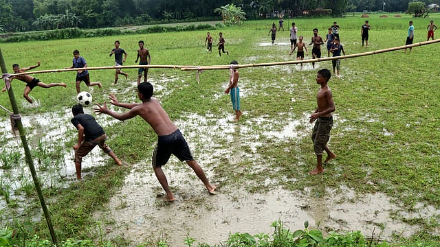 রসগোল্লার মতো ঘপাৎ করে বল ধরা