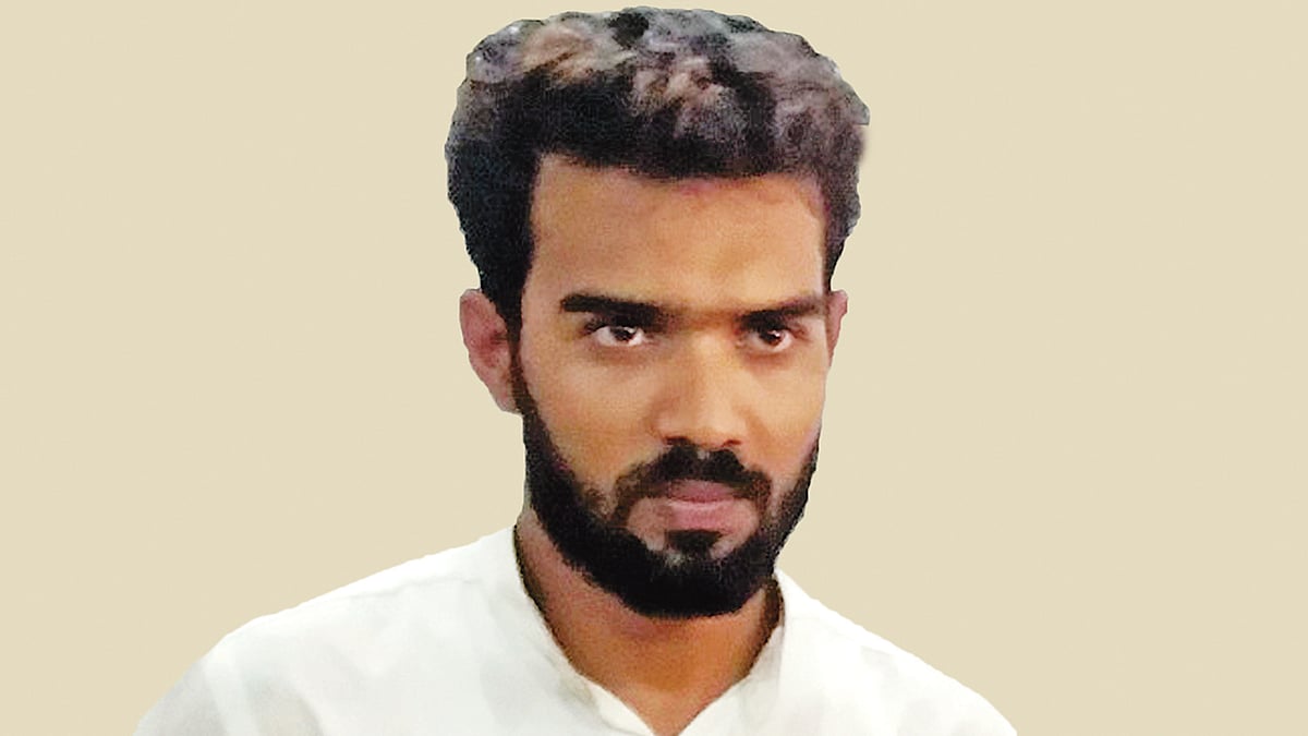 গ্রেপ্তার রবিউল ইসলাম