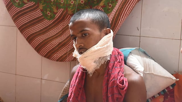 মাগুরা সদর উপজেলার বাগবাড়িয়া দারুল কোরআন হাফেজিয়া মাদ্রাসার ছাত্র হাবিবুল্লাহকে ঘুমন্ত অবস্থায় হত্যার চেষ্টা করা হয়। ছবি: কাজী আশিক রহমান