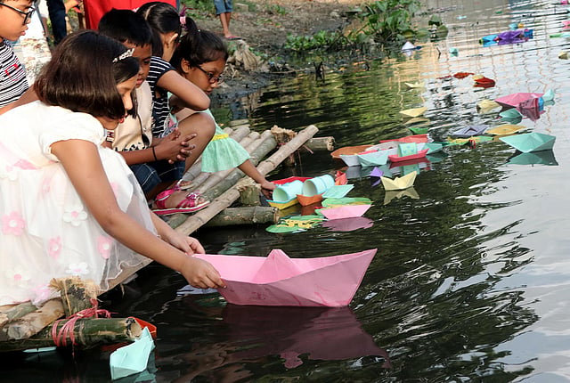 রন্ধুরা এক সঙ্গে