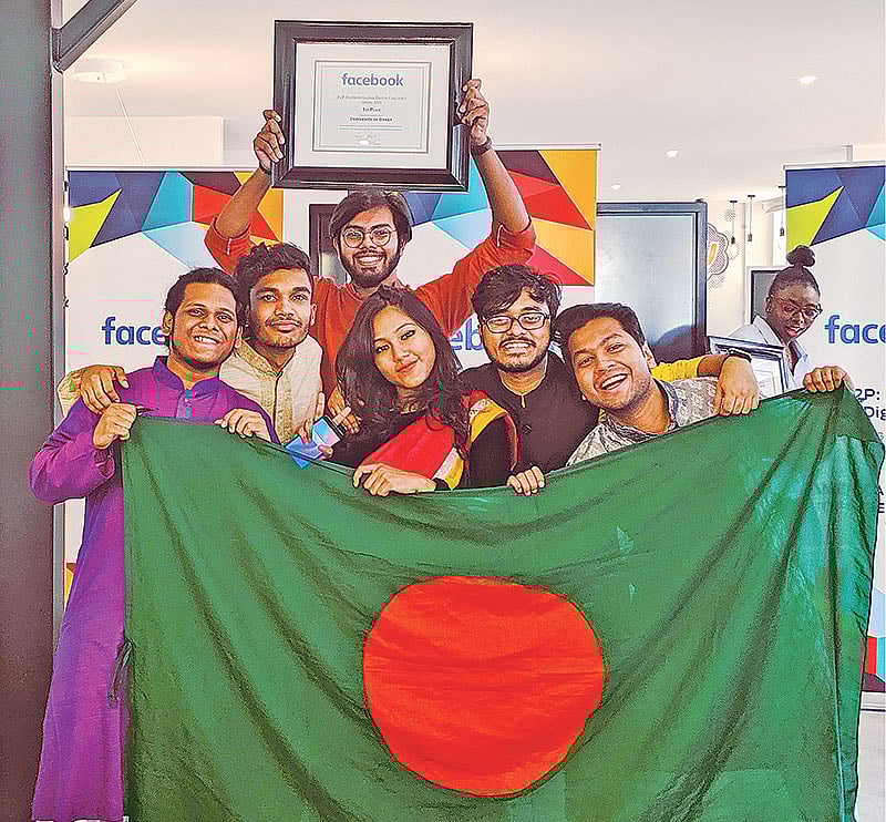 পিয়ার টু পিয়ার—ফেসবুক গ্লোবাল ডিজিটাল চ্যালেঞ্জে বিজয়ী হয়েছেন ঢাকা বিশ্ববিদ্যালয়ের এই শিক্ষার্থীরা। ছবি: সংগৃহীত
