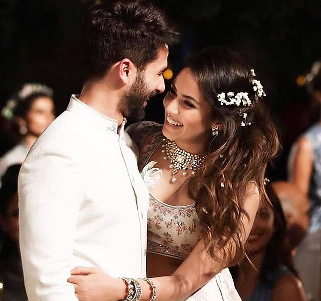 স্ত্রী মীরা রাজপুতের সঙ্গে শহীদ কাপুর