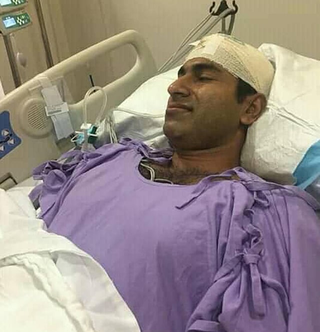 হাসপাতালে চিকিৎসাধীন থাকাকালীন মোশাররফ রুবেল। সংগৃহীত ছবি
