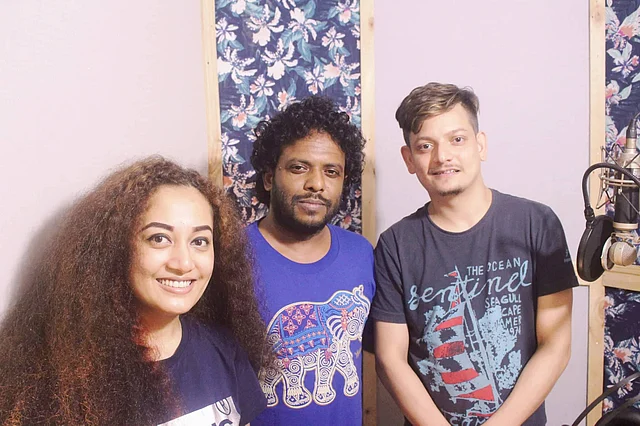 নিশীতা বড়ুয়া, লুৎফর হাসান ও শাহরিয়ার আলম মার্সেল। ছবি: প্রথম আলো