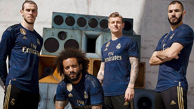 রিয়ালের অ্যাওয়ে জার্সি। ছবি : টুইটার