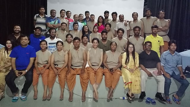 আমিনা সুন্দরী নাটকের শিল্পী এবং কলাকৌশলীরা