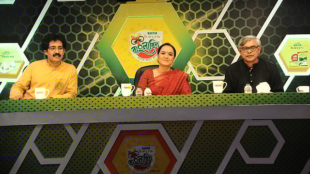 ‘ইস্পাহানি মির্জাপুর বাংলাবিদ’ আয়োজনের বিচারক সৌমিত্র শেখর, ত্রপা মজুমদার ও আনিসুল হক