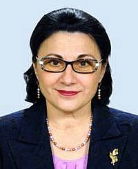 বরখাস্ত হওয়া শিক্ষামন্ত্রী ইকেতেরিনা আন্দ্রোনেস্কু। ছবি: ফেসবুক থেকে সংগৃহীত