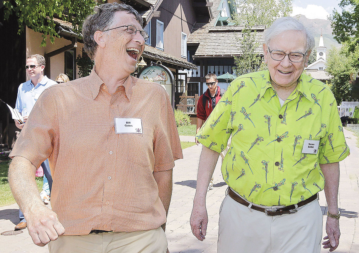 দুই বন্ধু—বিল গেটস ও ওয়ারেন বাফেট। ছবি: সংগৃহীত