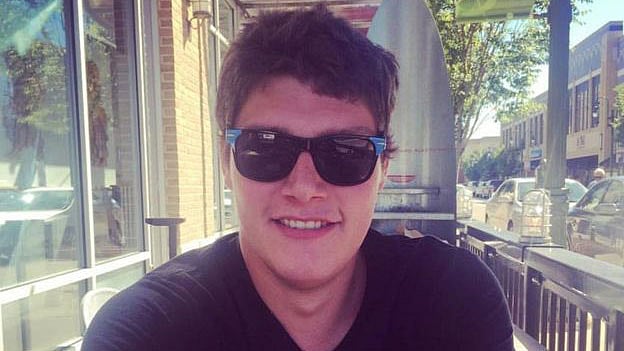 বন্দুকধারী ২৪ বছর বয়সী কনর বেটস। ছবি: সংগৃহীত