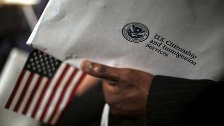 গ্রিন কার্ড ও নাগরিকত্ব অর্জনের নতুন নিয়মাবলি ঘোষণা করেছে যুক্তরাষ্ট্র। ছবি: রয়টার্স