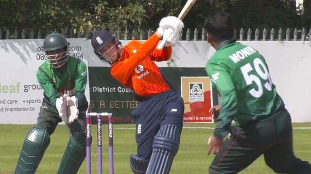 ইংল্যান্ড ও বাংলাদেশের মধ্যকার খেলার একটি মুহূর্ত। ছবি: ইসিবি ওয়েবসাইট