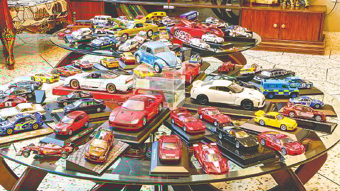 মডেল গাড়ির সংগ্রাহক কাজী আশফাক–উজ–জামানের কিছু সংগ্রহ। ছবি: সংগৃহীত