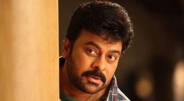 ১৯৮৫ সালে মুক্তি পাওয়া দোঙ্গা ছবির ‘গুলিমার’ গানটা চিরঞ্জীবীকে আন্তর্জাতিক খ্যাতি এনে দিয়েছিল। গানের ভিডিওটি মাইকেল জ্যাকসনের থ্রিলারের থেকে অনুপ্রাণিত হয়ে তৈরি হয়েছিল। সেই সময় গানটি হিটের কারণে ‘ইন্ডিয়ান থ্রিলার` নামে পরিচিতি পায়।