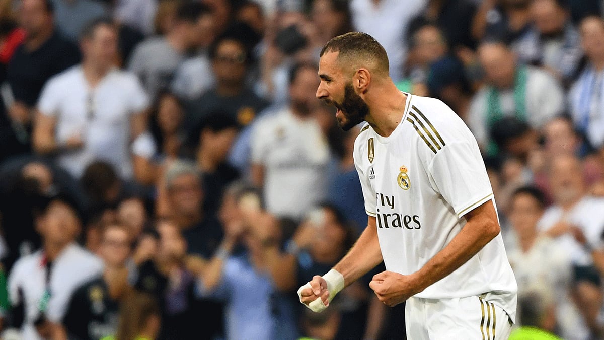 লা লিগায় নিজের ১৫০তম গোলের দিনেও দলকে জেতাতে পারেননি বেনজেমা। ছবি: এএফপি