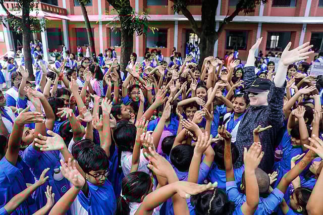 বটমলী হোম বালিকা উচ্চবিদ্যালয়ের শিক্ষার্থীদের উল্লাস।