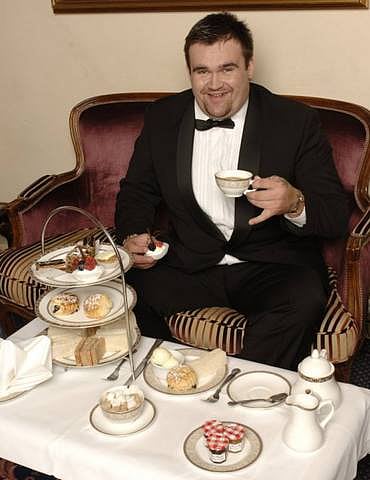 লটারি জেতার পর মাইকেল ক্যারলের বিলাসবহুল জীবন। ছবি: সংগৃহীত