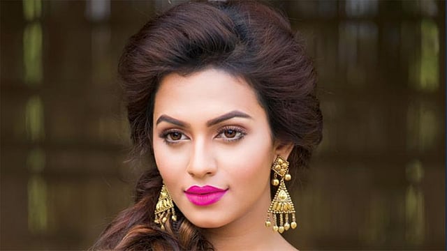 নুসরাত ফারিয়া