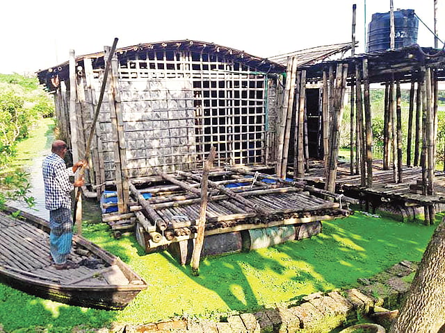 আর্কেডিয়া এডুকেশন প্রজেক্ট পেয়েছে আগা খান পুরস্কার। গতকাল কেরানীগঞ্জে।  ইকবাল হোসেন