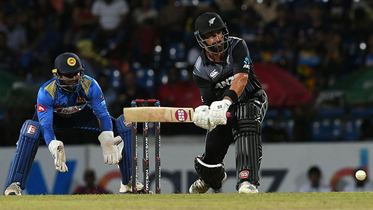 নিউজিল্যান্ডকে জয়ের পথ দেখান ডি গ্র্যান্ডহোম। ছবি: এএফপি