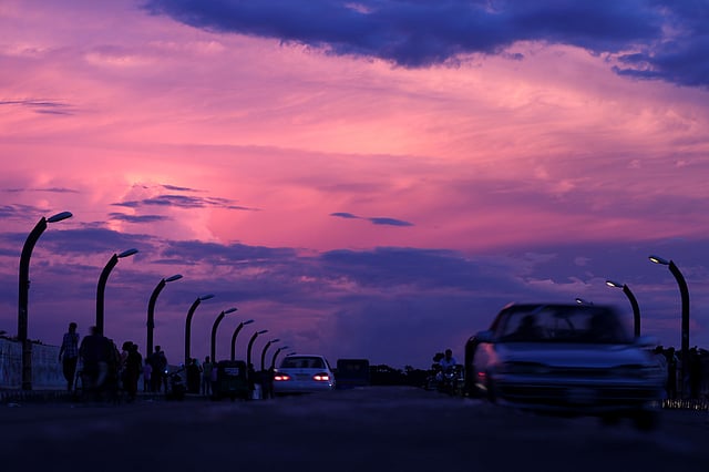 গোধূলির রঙে রাঙানো আকাশ।