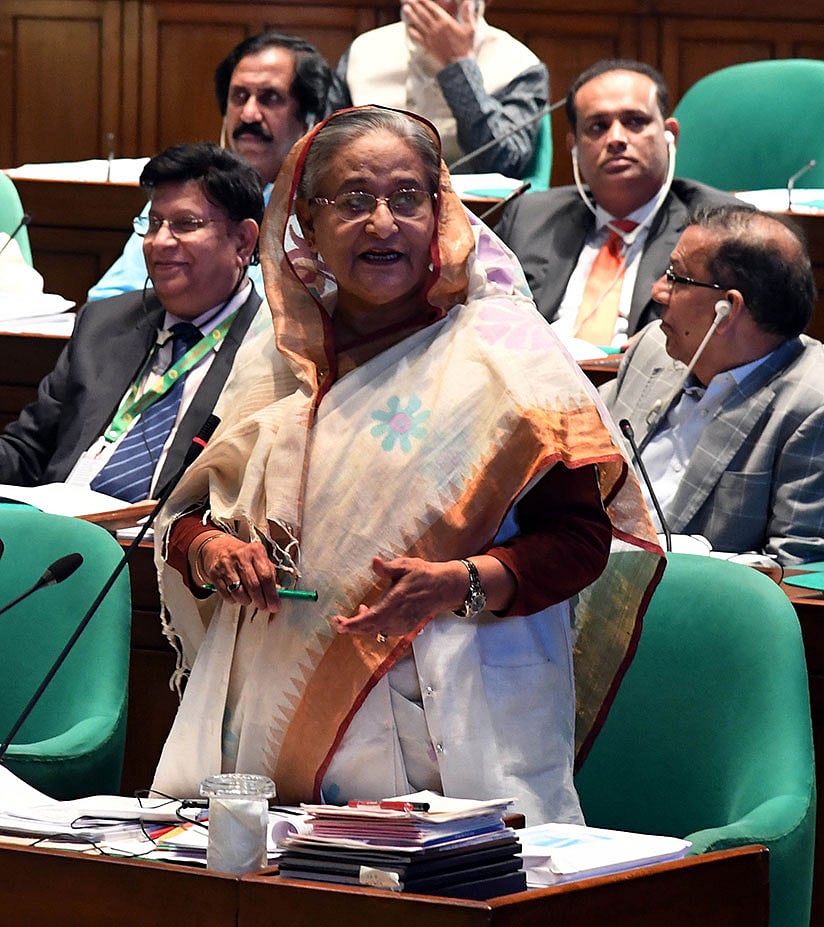 সংসদে প্রশ্নোত্তর পর্বে বিভিন্ন প্রশ্নের জবাব দেন প্রধানমন্ত্রী শেখ হাসিনা। ঢাকা, ১১ সেপ্টেম্বর। ছবি: পিআইডি