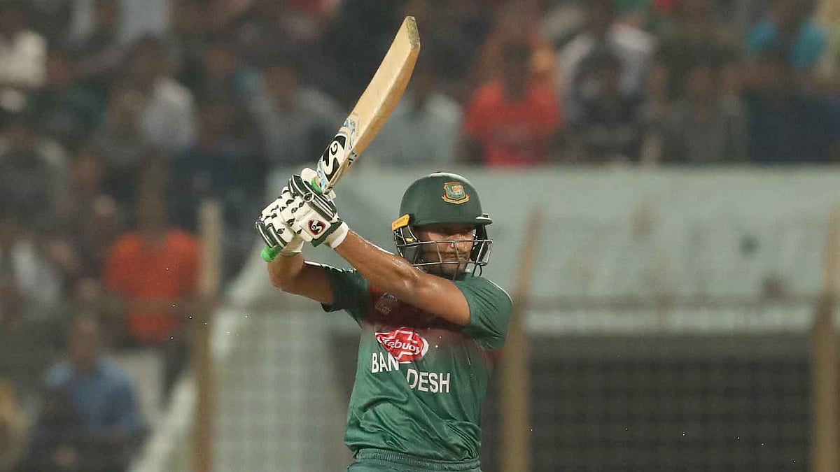 কাল সাকিব আল হাসান খেলেছেন দুর্দান্ত এক ইনিংস। ছবি: প্রথম আলো