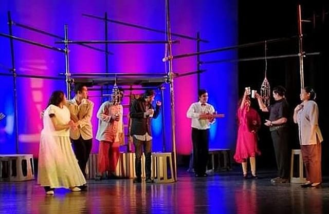 গত ৩০ জুলাই নাটকটির উদ্বোধনী মঞ্চায়ন হয়। ছবি: প্রথম আলো