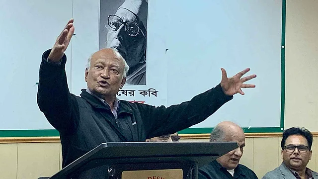 কবি দিলওয়ারের ষষ্ঠ প্রয়াণদিবস উপলক্ষে নিউইয়র্কে প্রথম আলো উত্তর আমেরিকা আয়োজিত স্মরণসভা। ছবি: প্রথম আলো