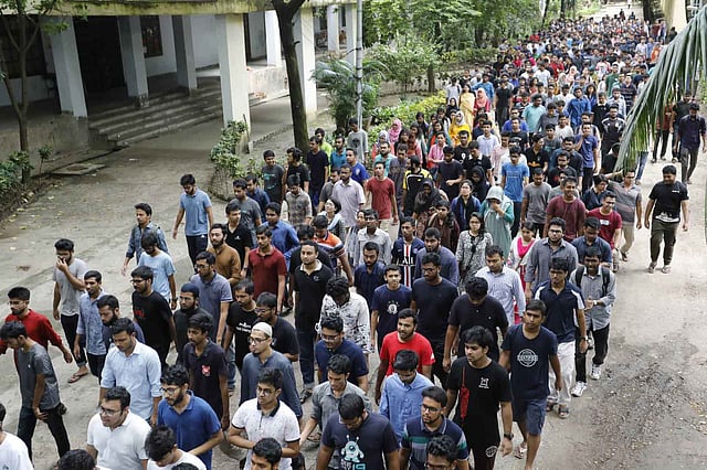 ক্যাম্পাসে শিক্ষার্থীদের মিছিল। বুয়েট, ঢাকা, ১১ অক্টোবর। ছবি: দীপু মালাকার